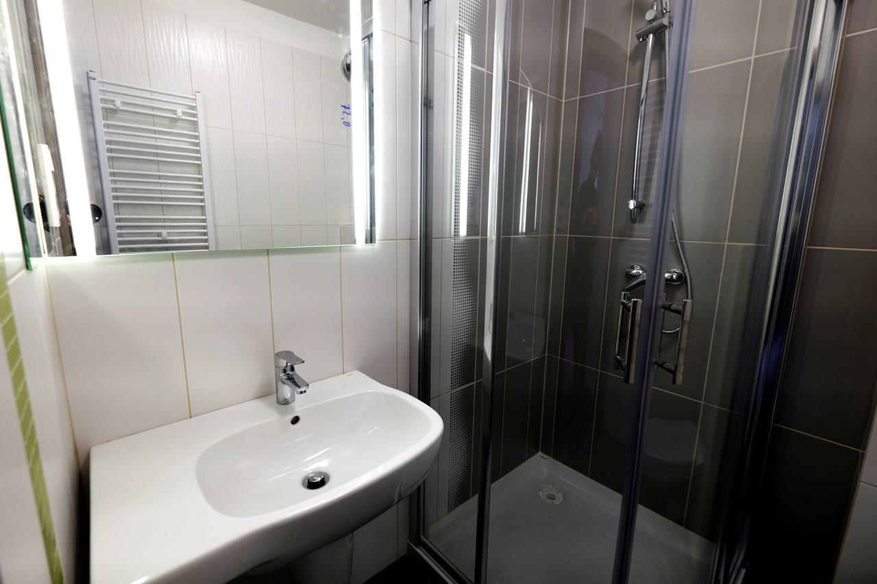 Hotel Mazurek Koło Esterno foto