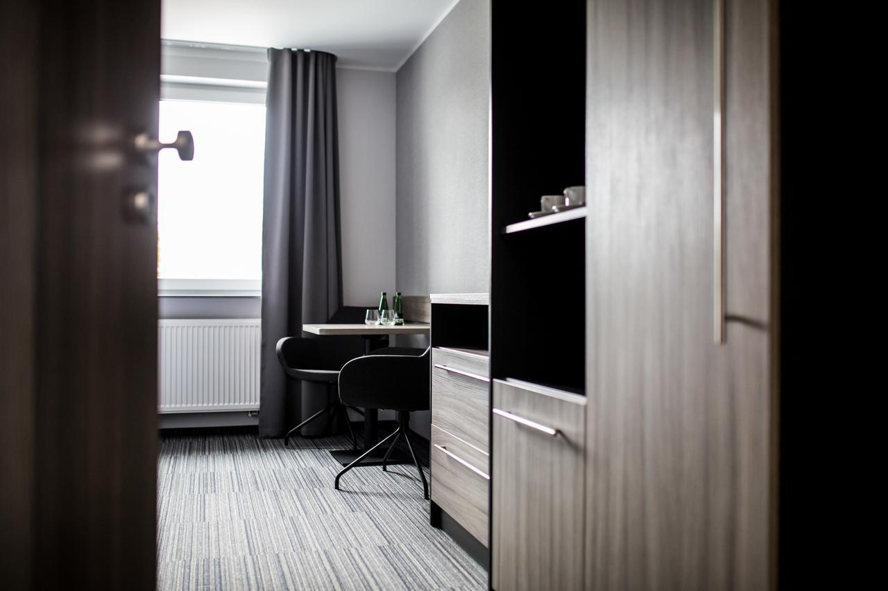 Hotel Mazurek Koło Esterno foto