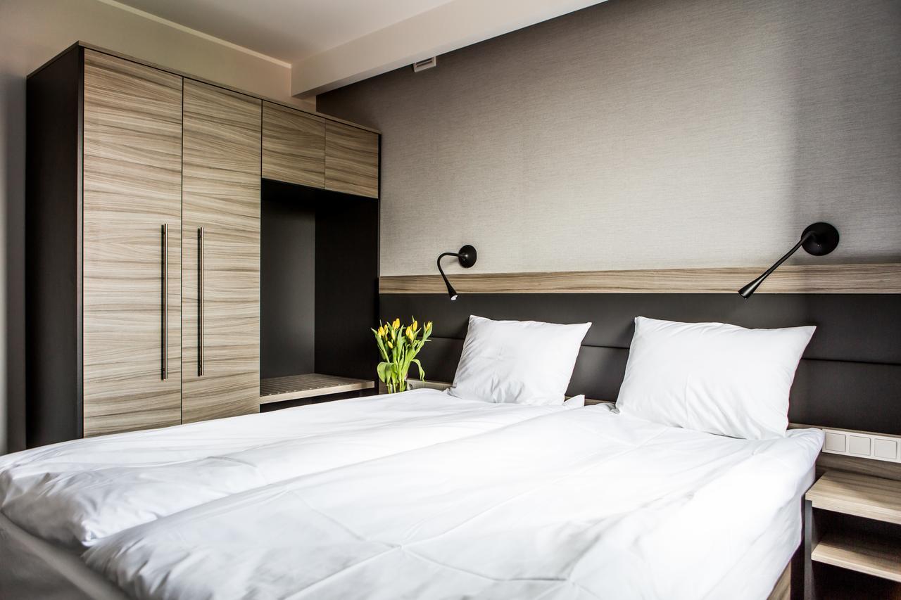 Hotel Mazurek Koło Esterno foto
