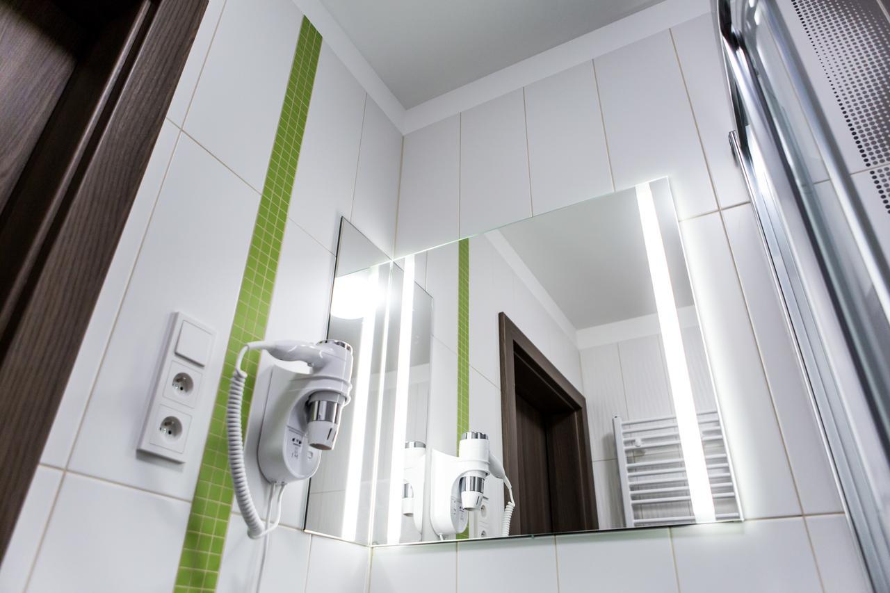 Hotel Mazurek Koło Esterno foto